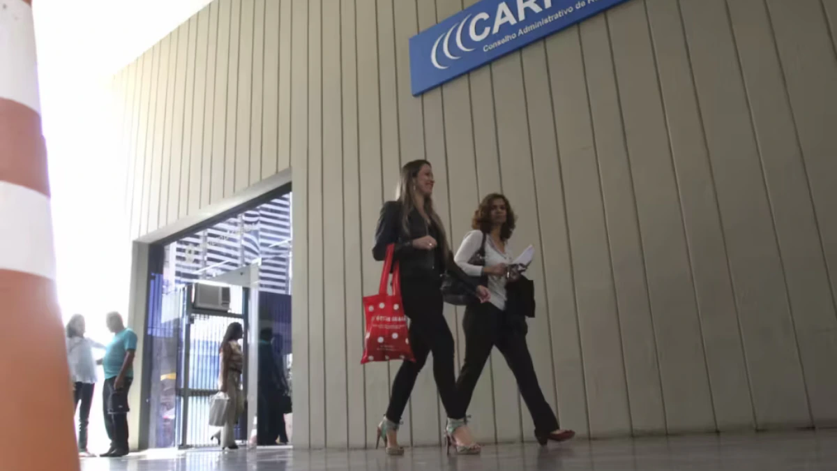 CARF aplica Súmula 241 e mantém cobrança conjunta de IRRF, IRPJ e CSLL sobre pagamentos sem causa