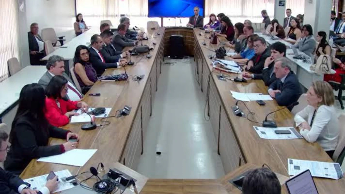CARF aprova oito novas súmulas sobre IOF, IPI, Senar, Cide e compensação tributária